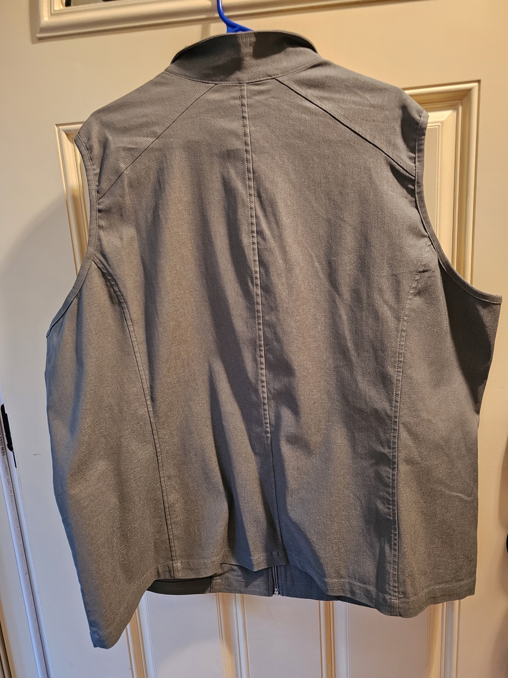 Classic Zip-Front Ladies Vest - Sage Green Denim, New w/tags - Picture 2 of 6